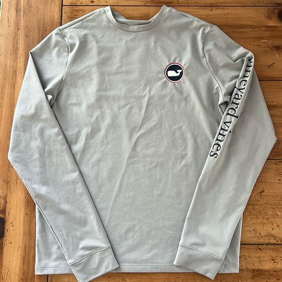 Vineyard Vines Other - Vineyard vines youth American Flag performance long sleeve shirt size L